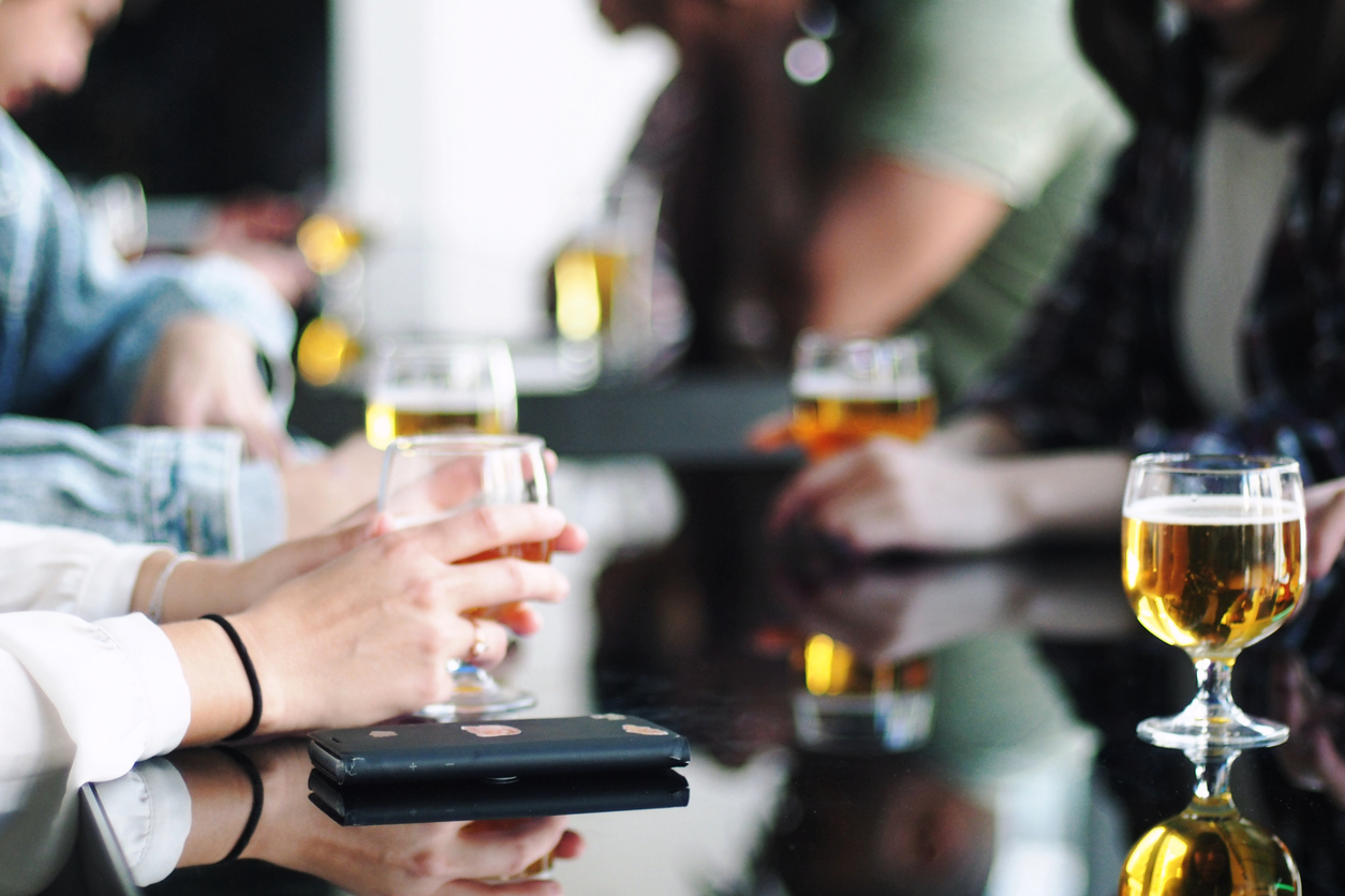 ミートアップ（Meetup）とは？オンラインで実施する時の注意点とポイント | マーケトランク