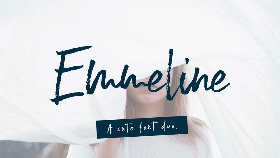 画像：Emmeline – Free Brush Script