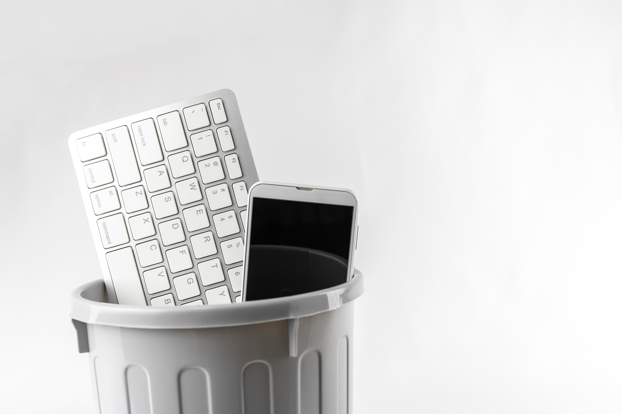 デジタルデトックスとは？効果やスマホ断ちのやり方を紹介 MarkeTRUNK