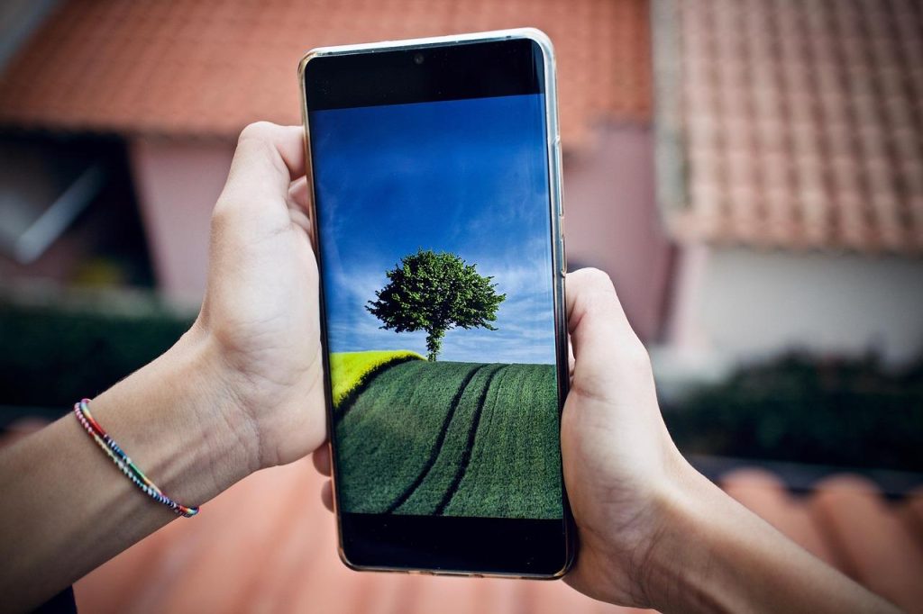 画像：スマートフォンの画面の風景